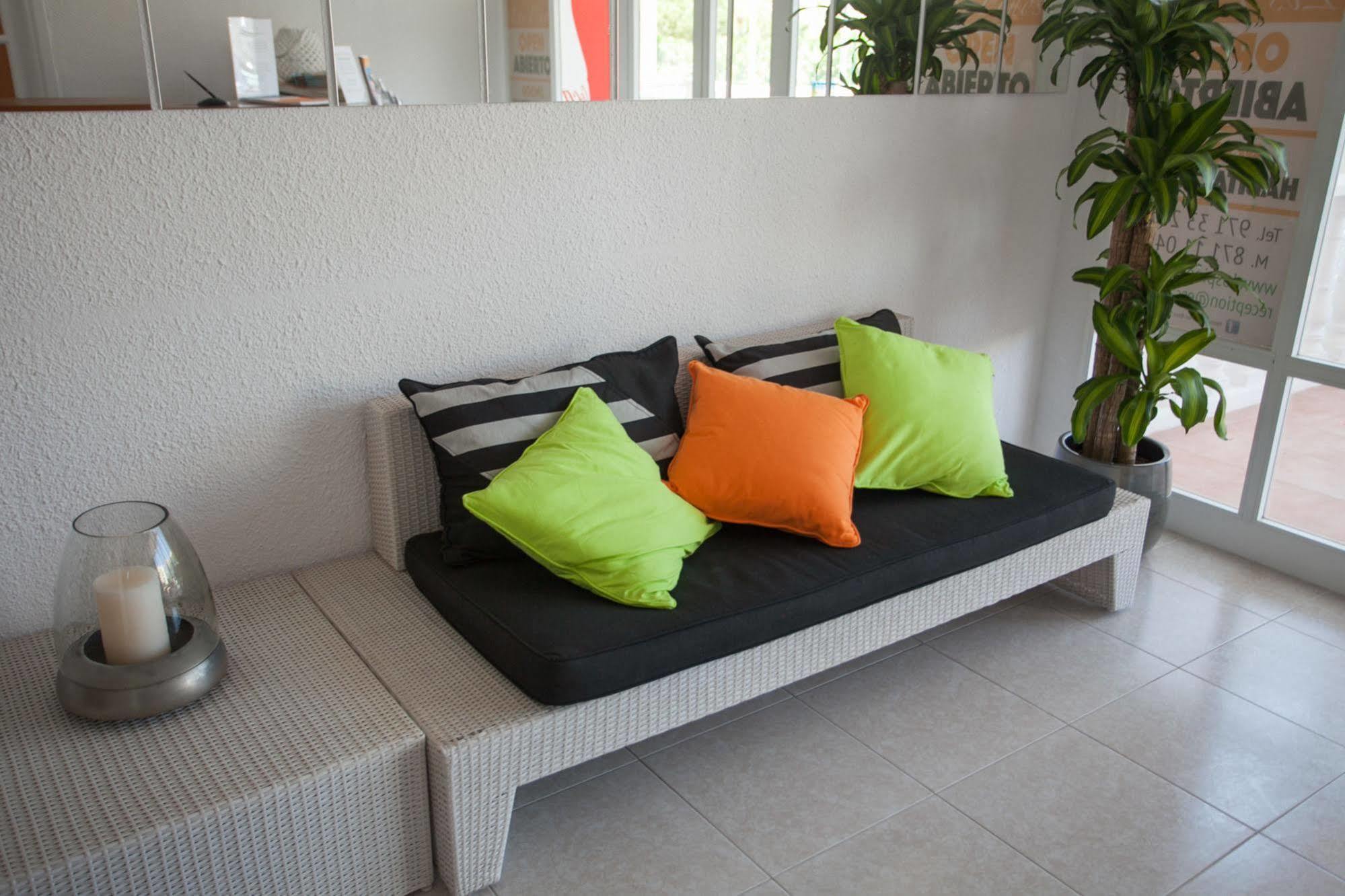 Hostal Los Pinos Es Cana المظهر الخارجي الصورة