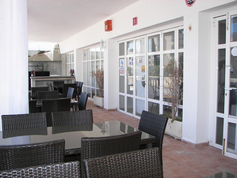 Hostal Los Pinos Es Cana المطعم الصورة